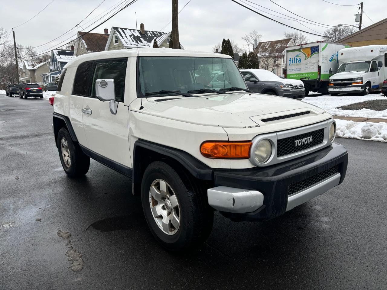 TOYOTA FJ CRUISER 2010