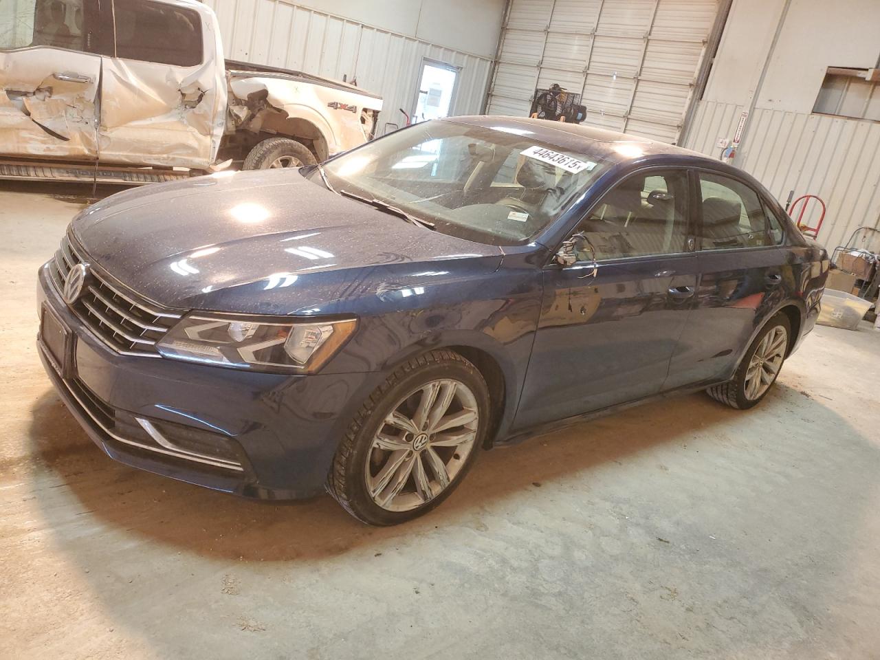VOLKSWAGEN PASSAT WOL 2019