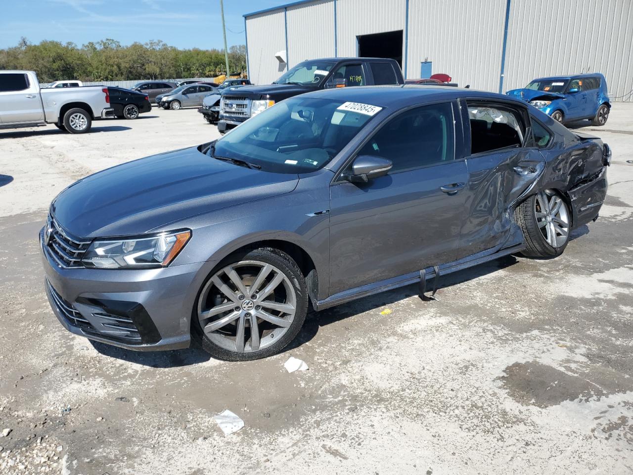 VOLKSWAGEN PASSAT S 2018