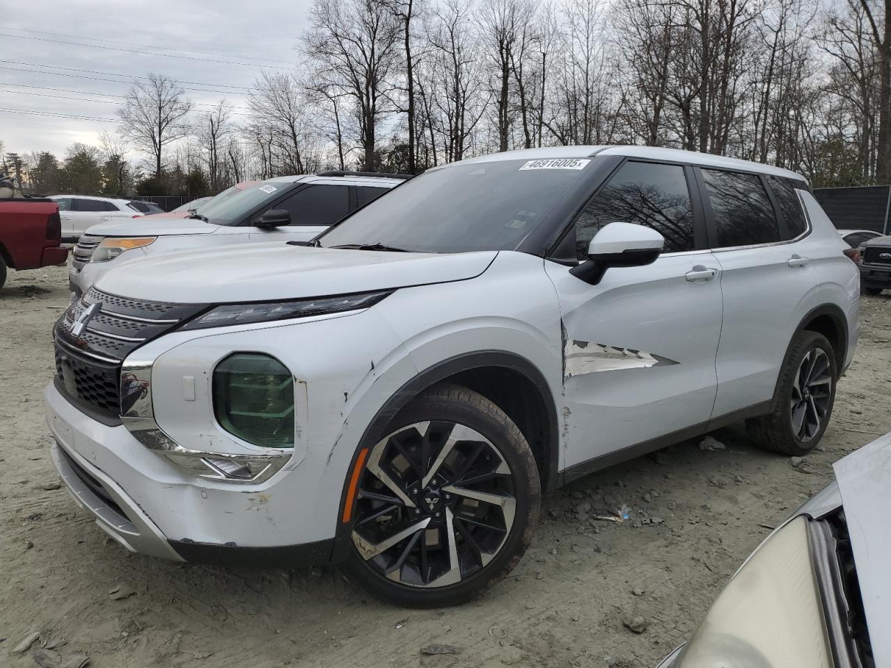 MITSUBISHI OUTLANDER 2024