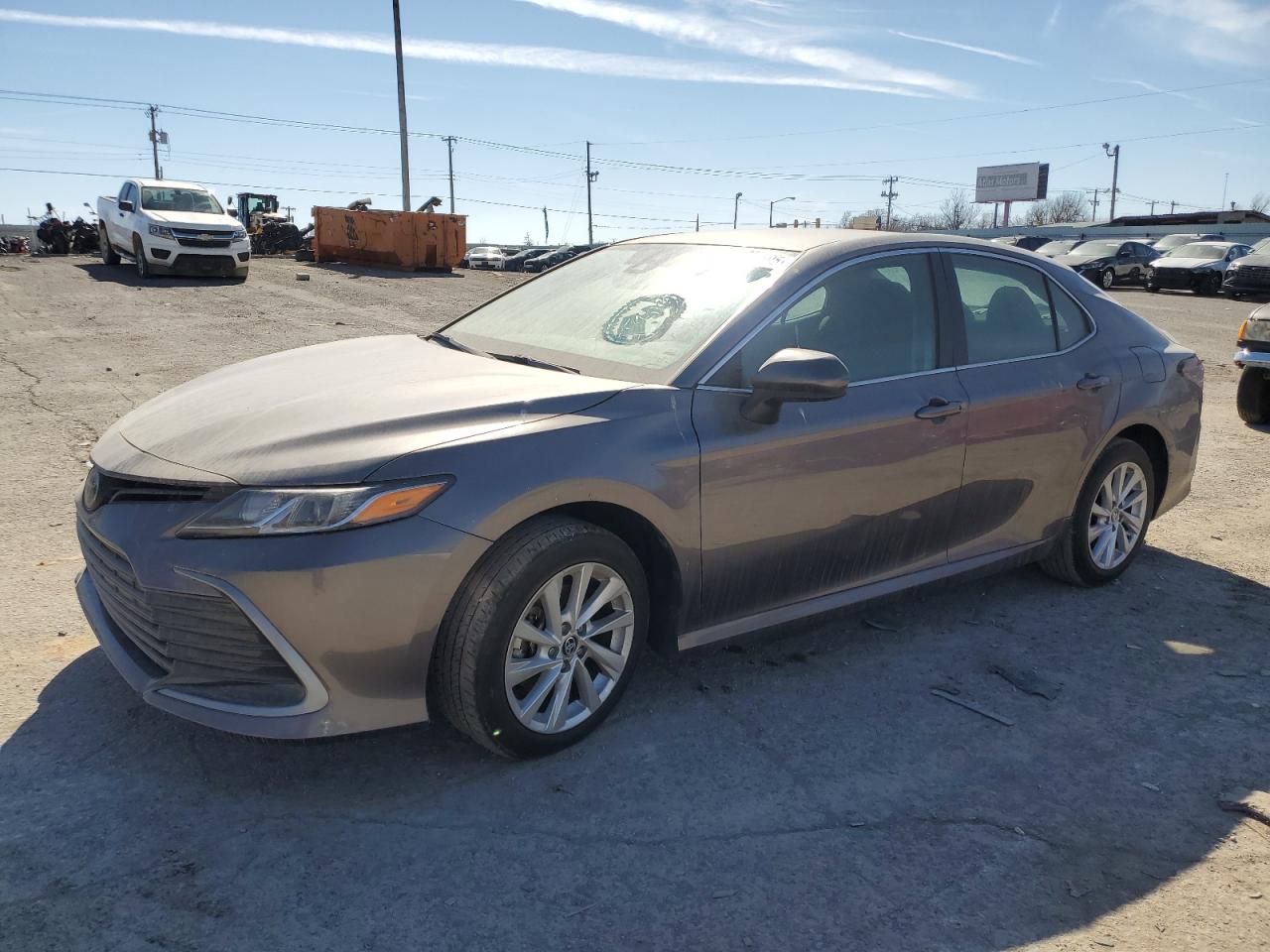 TOYOTA CAMRY LE 2023