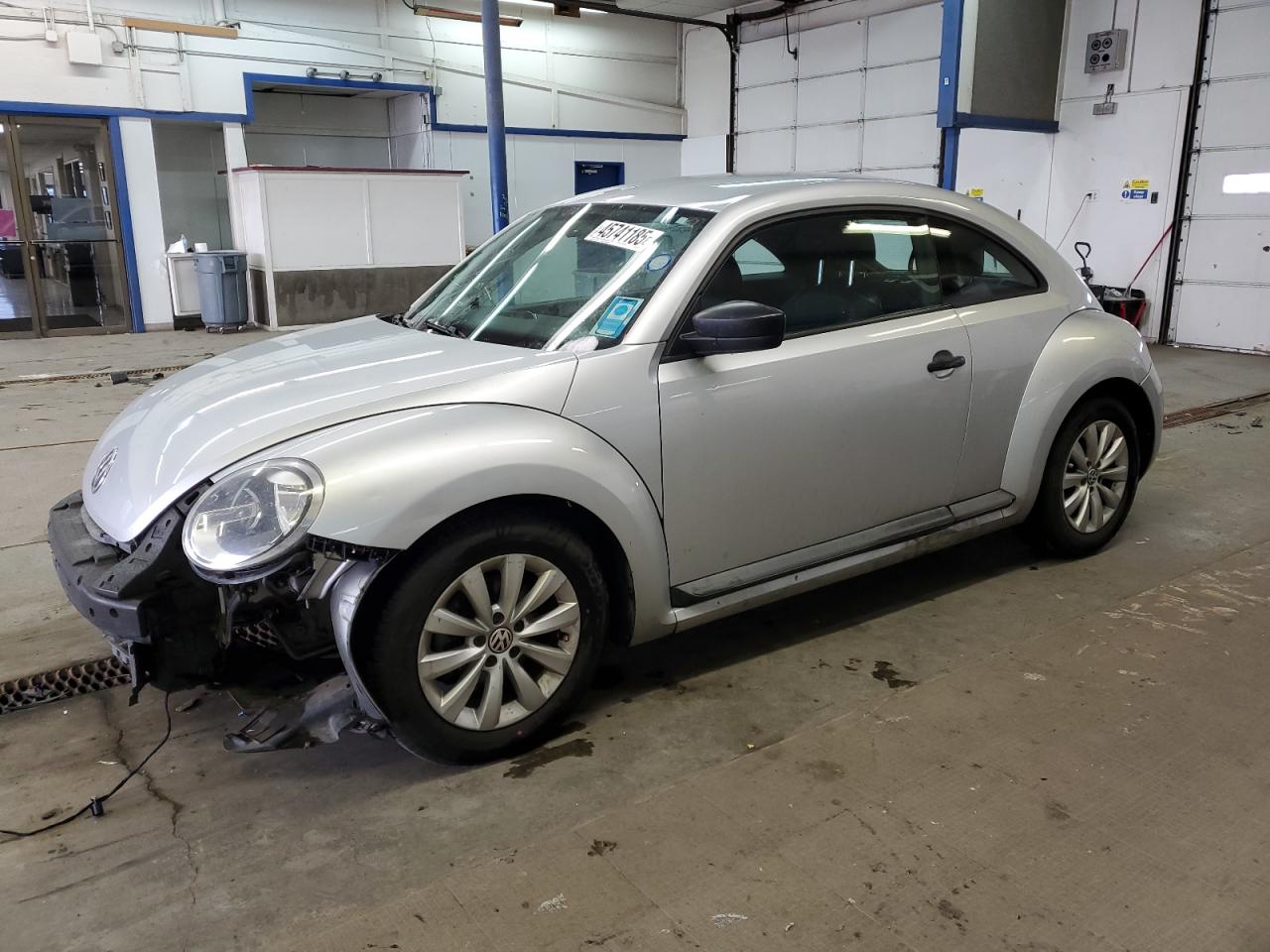 VOLKSWAGEN BEETLE 2014