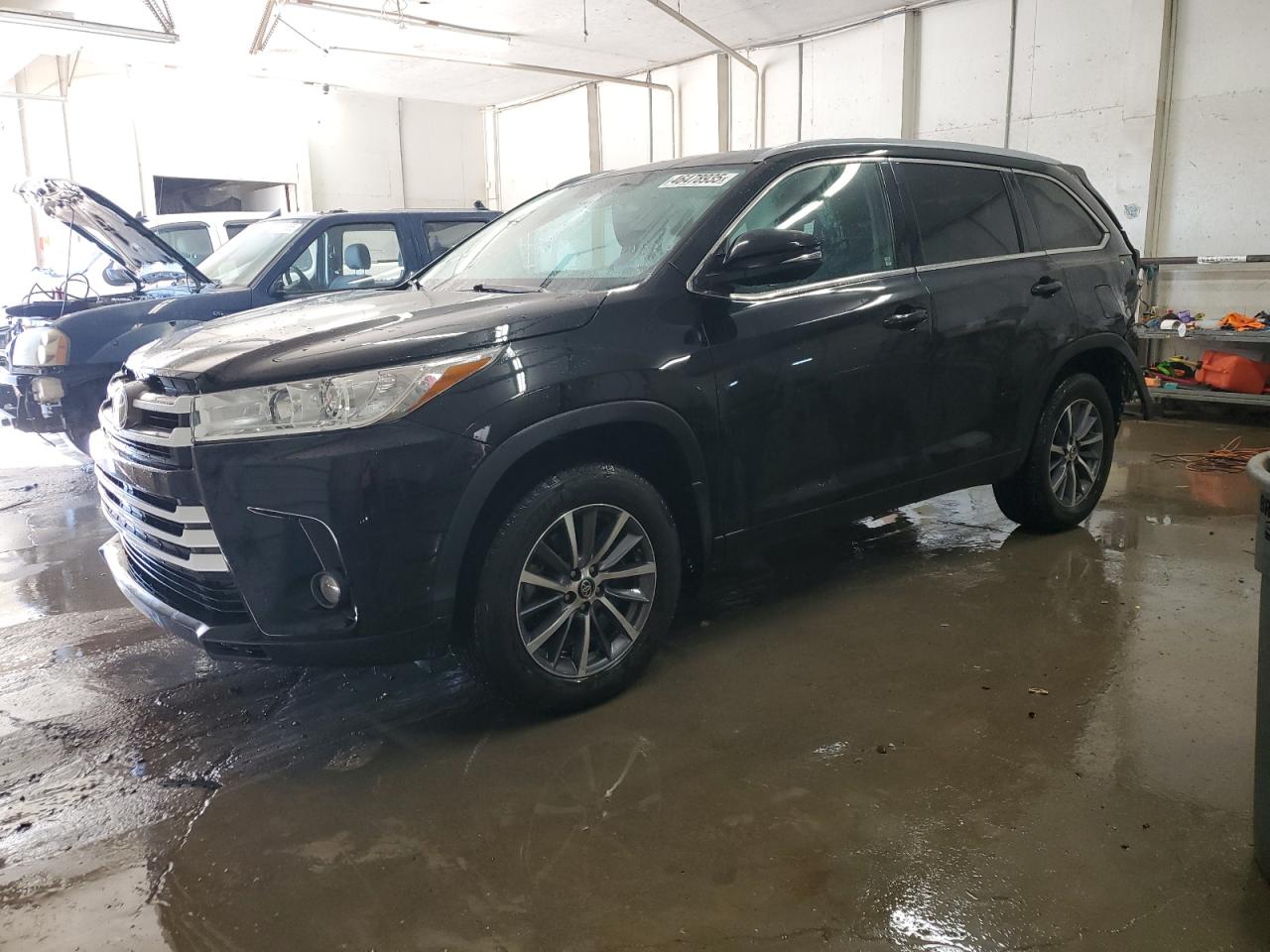 TOYOTA HIGHLANDER 2019