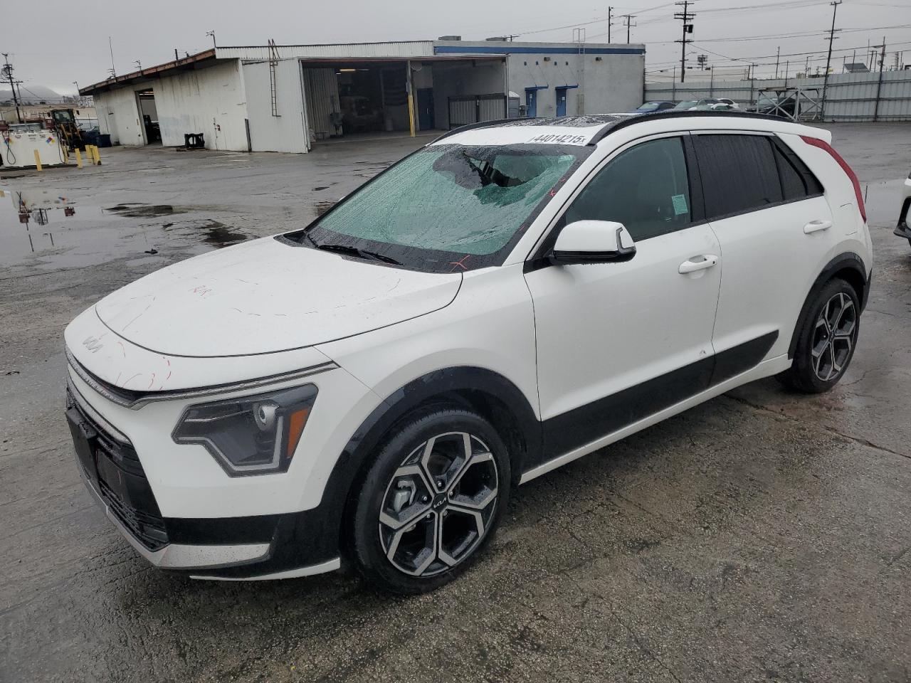 KIA NIRO EX 2024