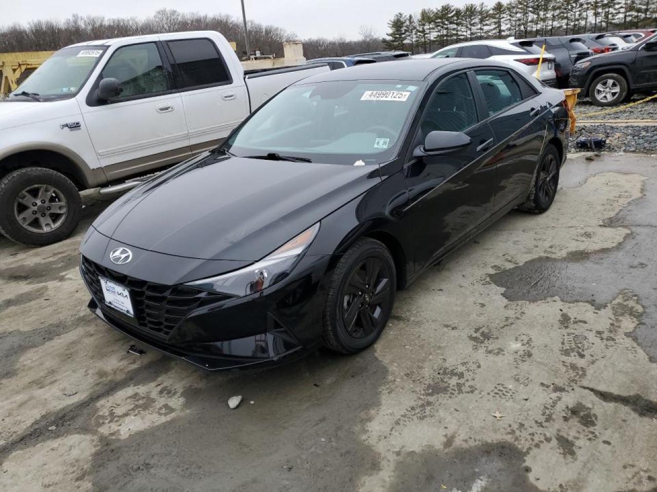 HYUNDAI ELANTRA 2022