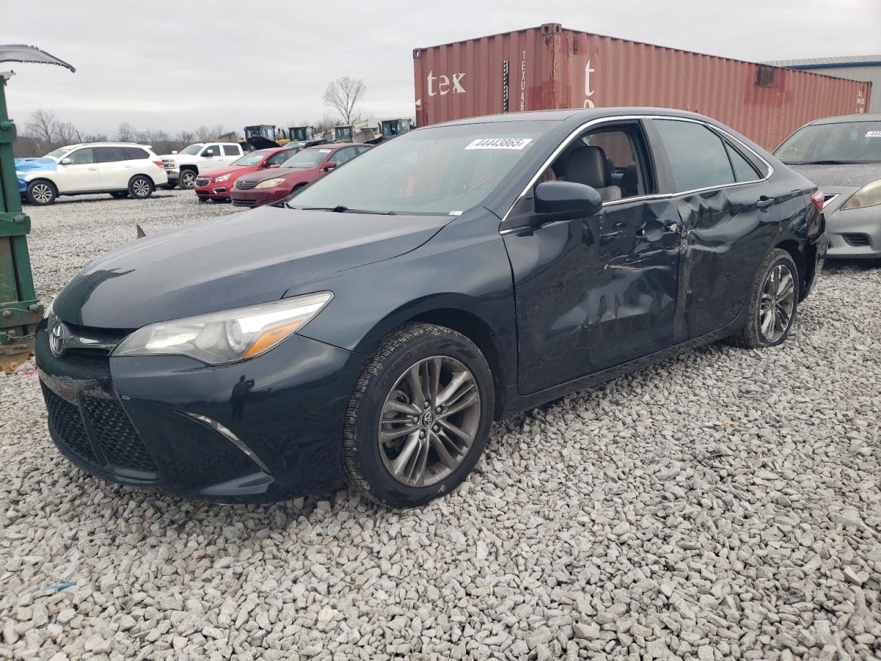 TOYOTA CAMRY 2015