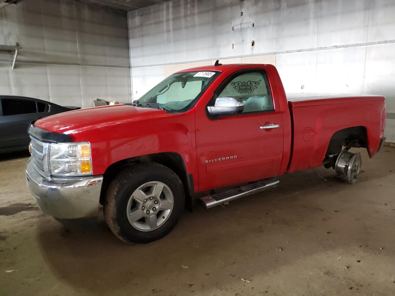CHEVROLET SILVERADO 2013