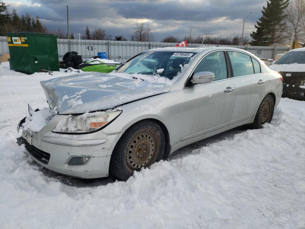 HYUNDAI GENESIS 3. 2010
