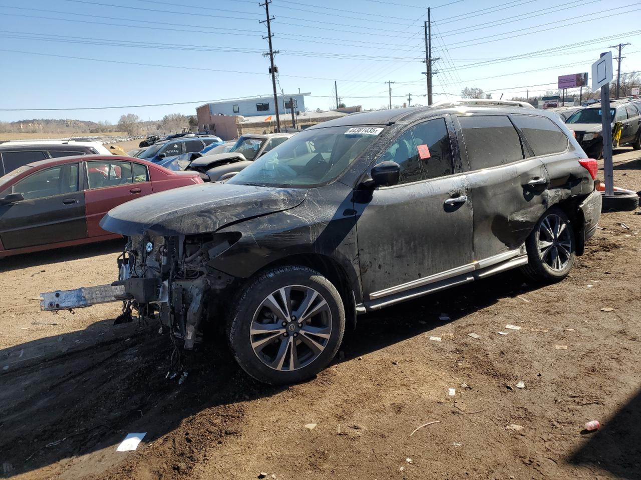 NISSAN PATHFINDER 2017