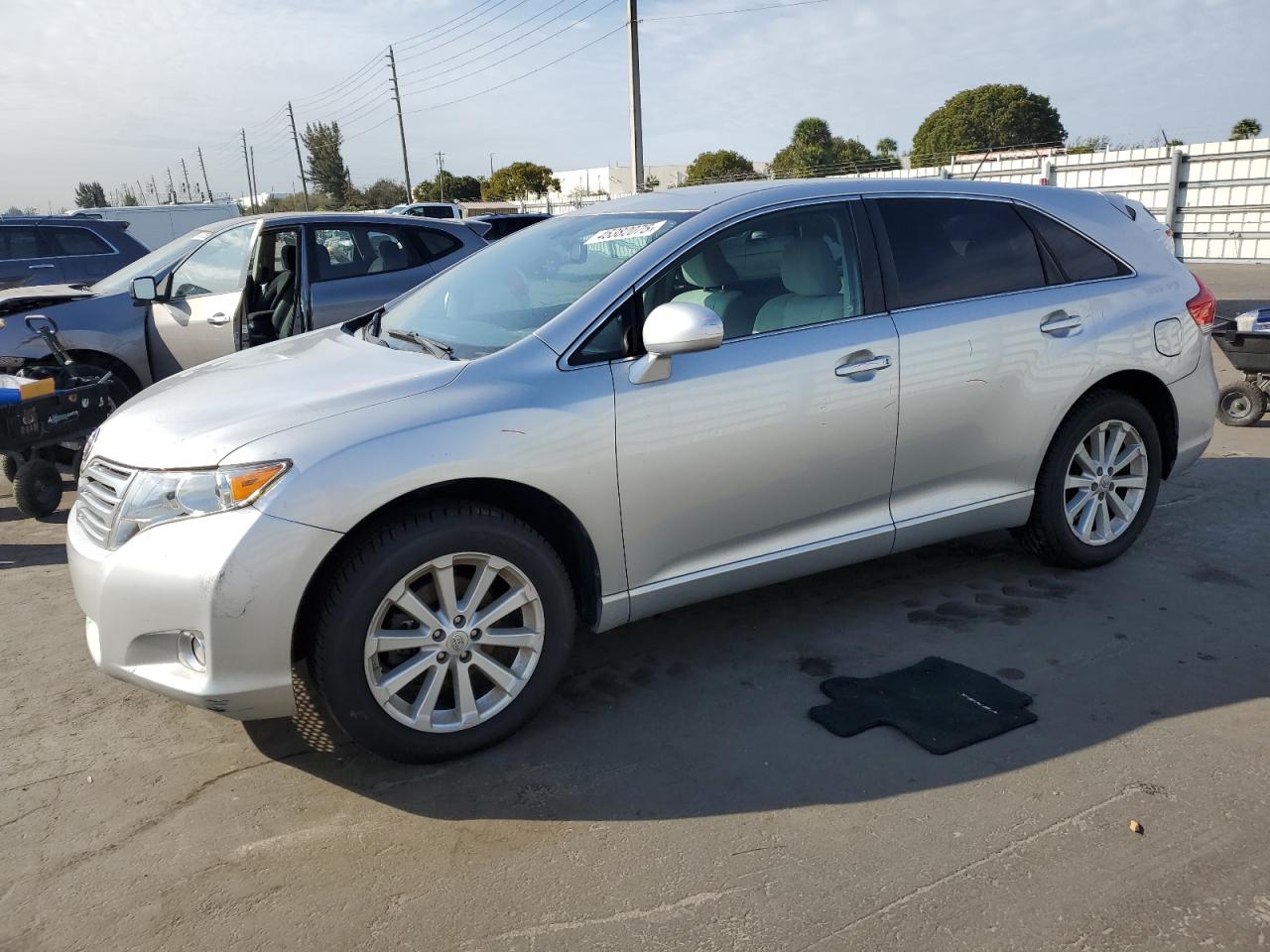 TOYOTA VENZA 2010