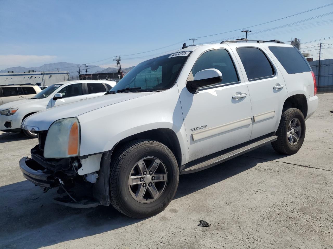 GMC YUKON SLE 2012