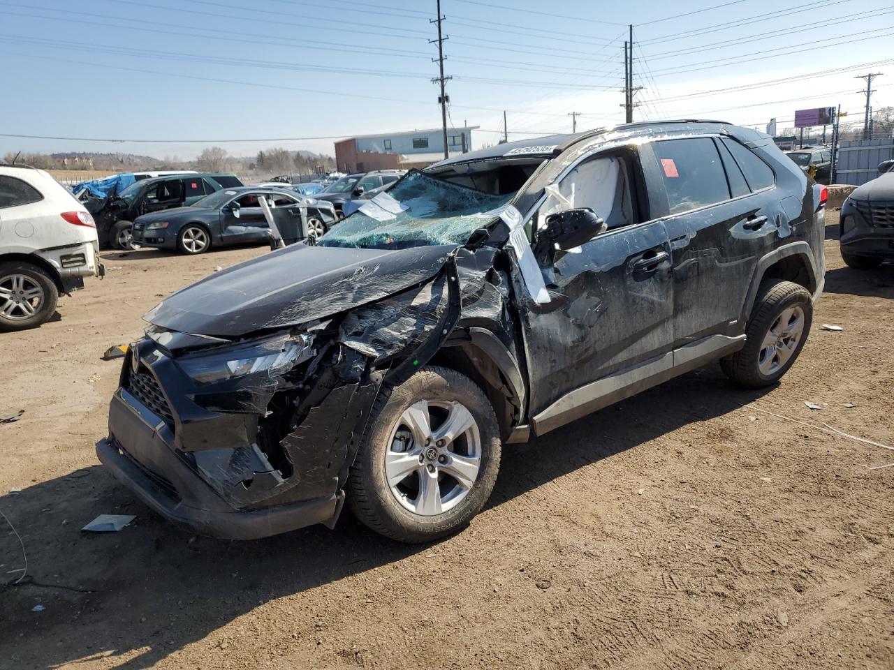 TOYOTA RAV4 LE 2021