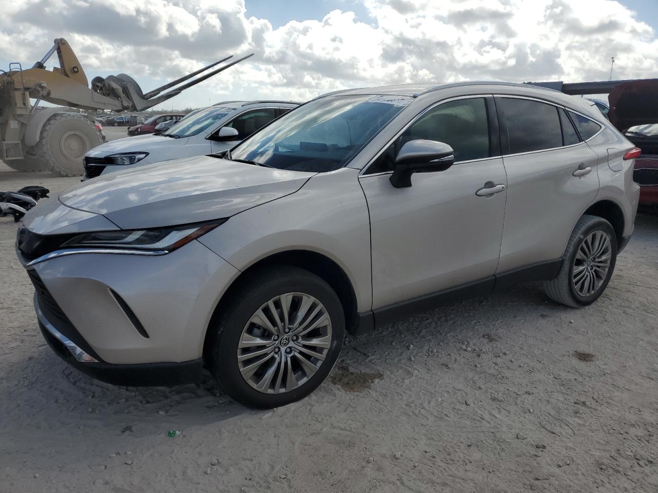 TOYOTA VENZA LE 2022
