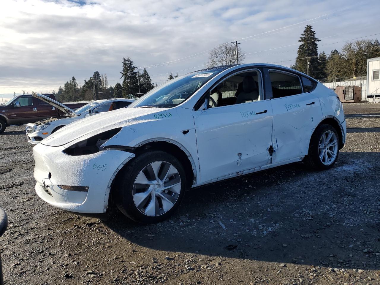 TESLA MODEL Y 2023