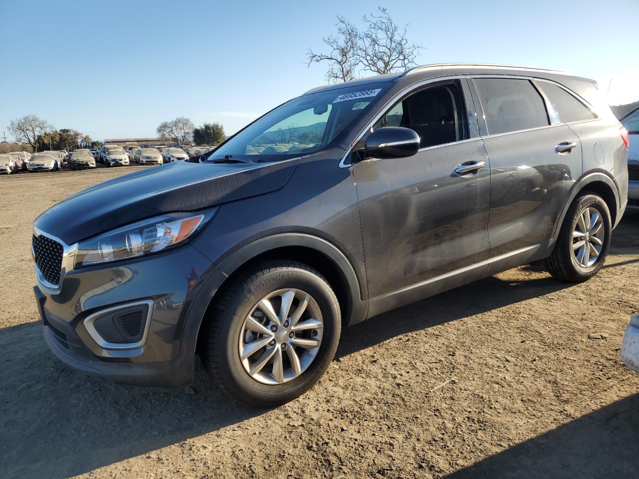 KIA SORENTO LX 2016