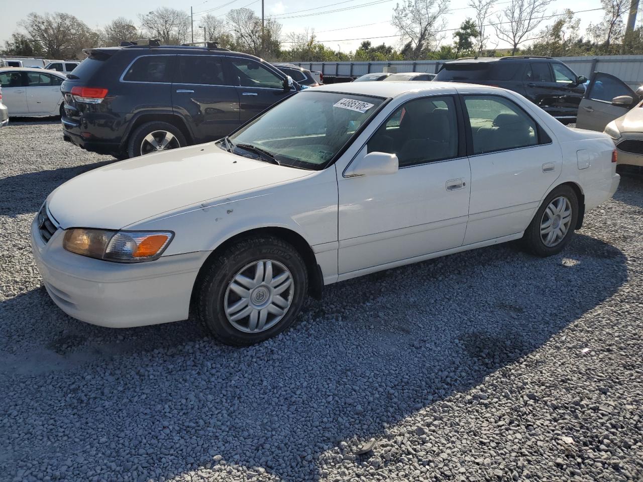 TOYOTA CAMRY CE 2001