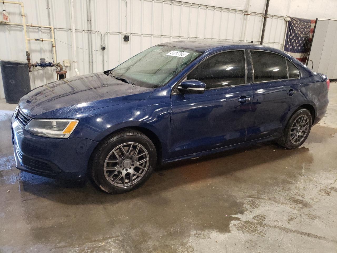 VOLKSWAGEN JETTA 2011