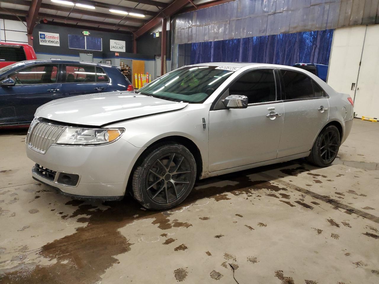 LINCOLN MKZ 2011