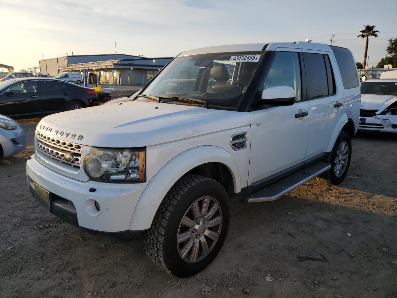 LAND ROVER LR4 HSE 2013