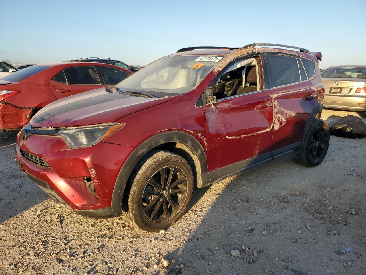 TOYOTA RAV4 ADVEN 2018