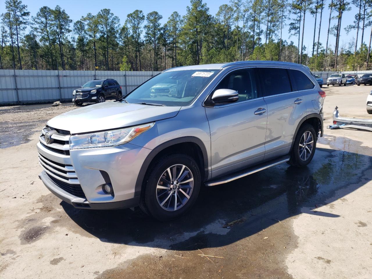 TOYOTA HIGHLANDER 2017