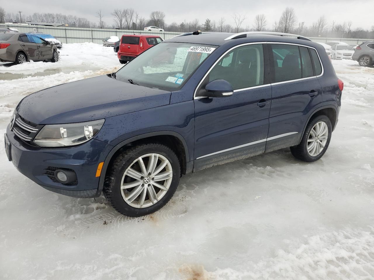 VOLKSWAGEN TIGUAN S 2012