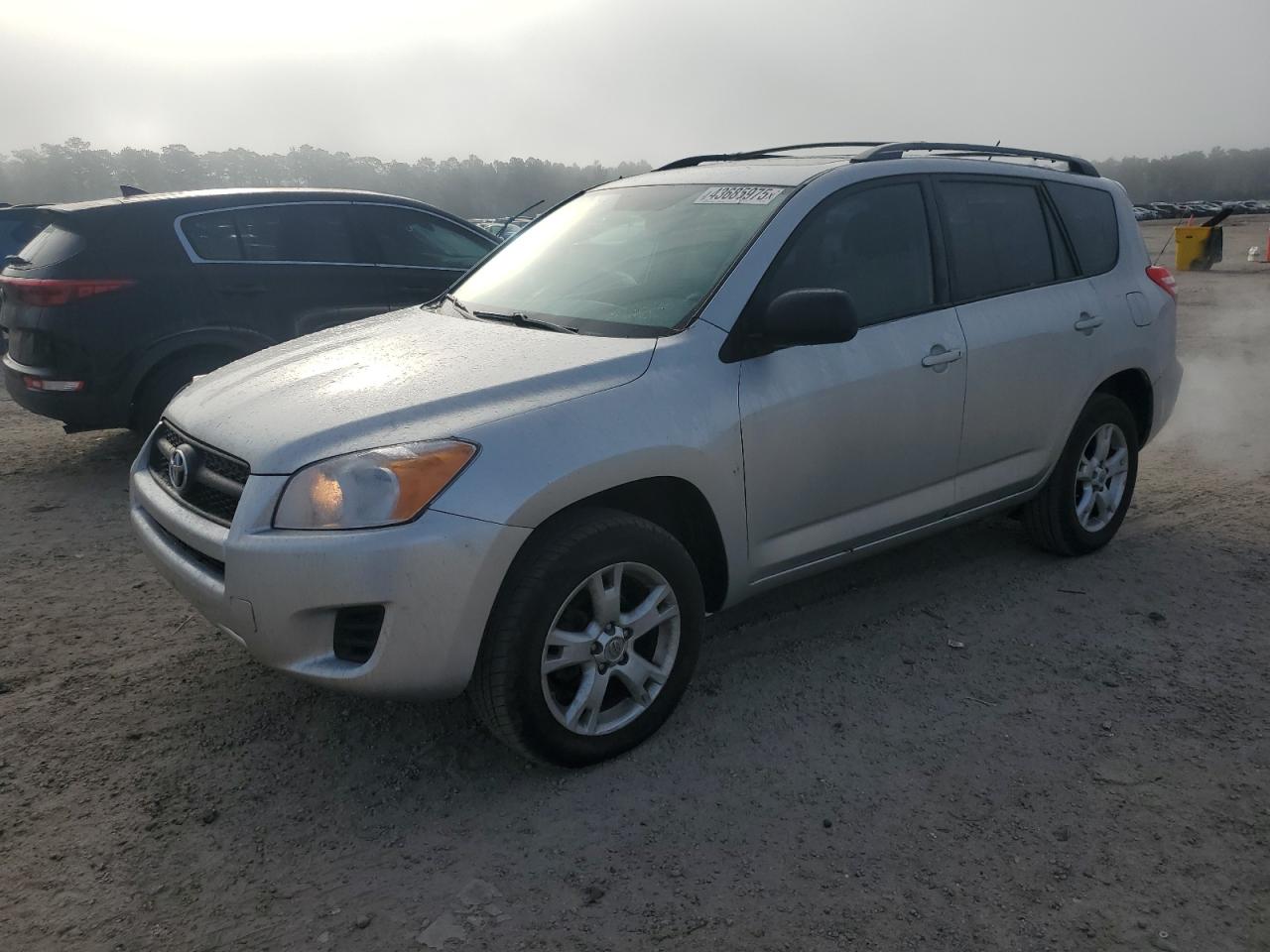 TOYOTA RAV4 2011
