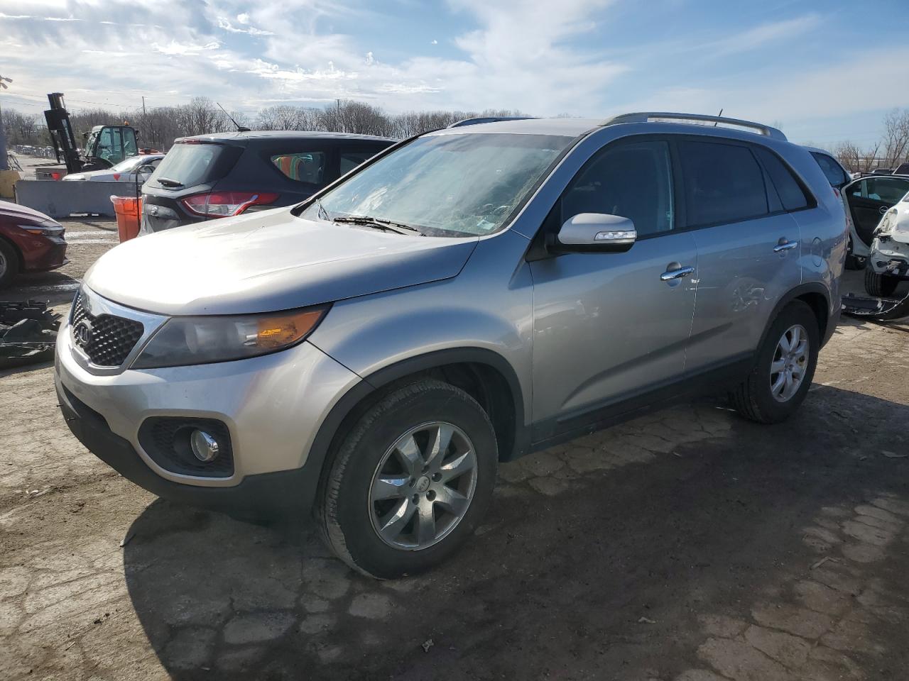 KIA SORENTO LX 2013