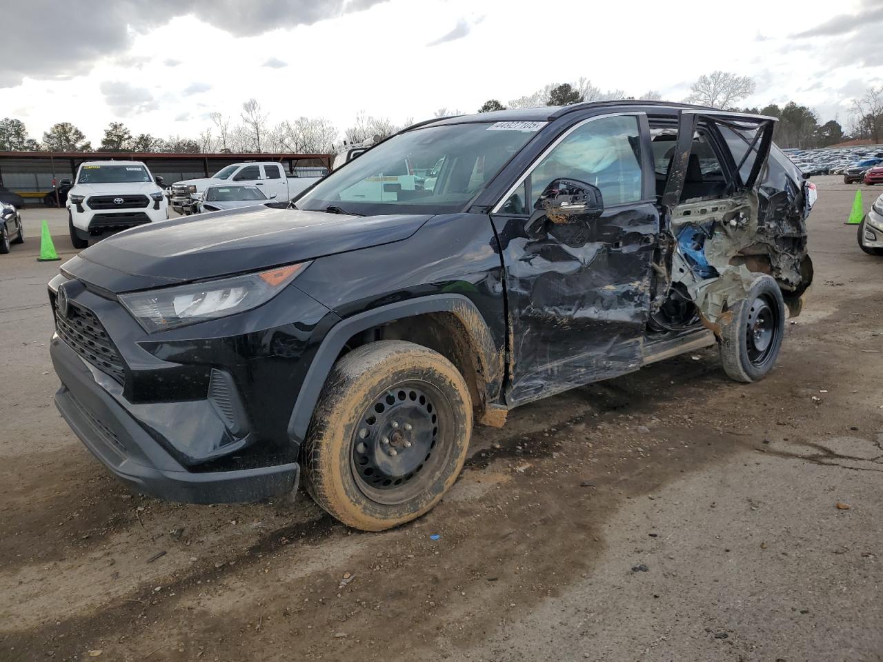 TOYOTA RAV4 LE 2020