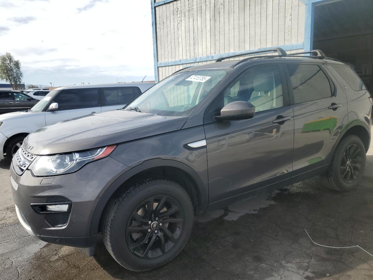 LAND ROVER DISCOVERY 2016