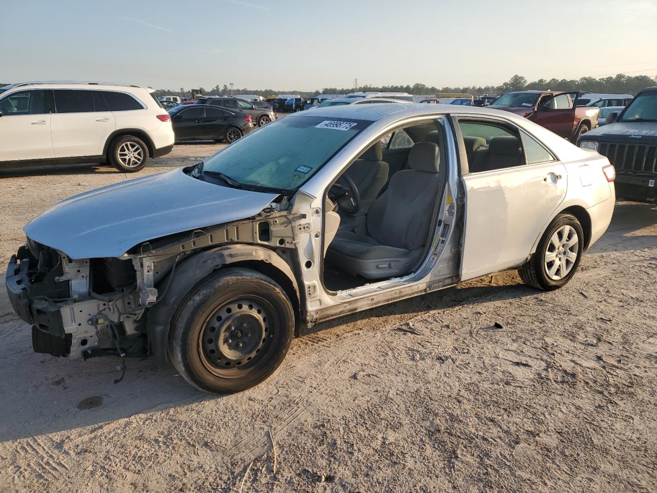 TOYOTA CAMRY BASE 2011
