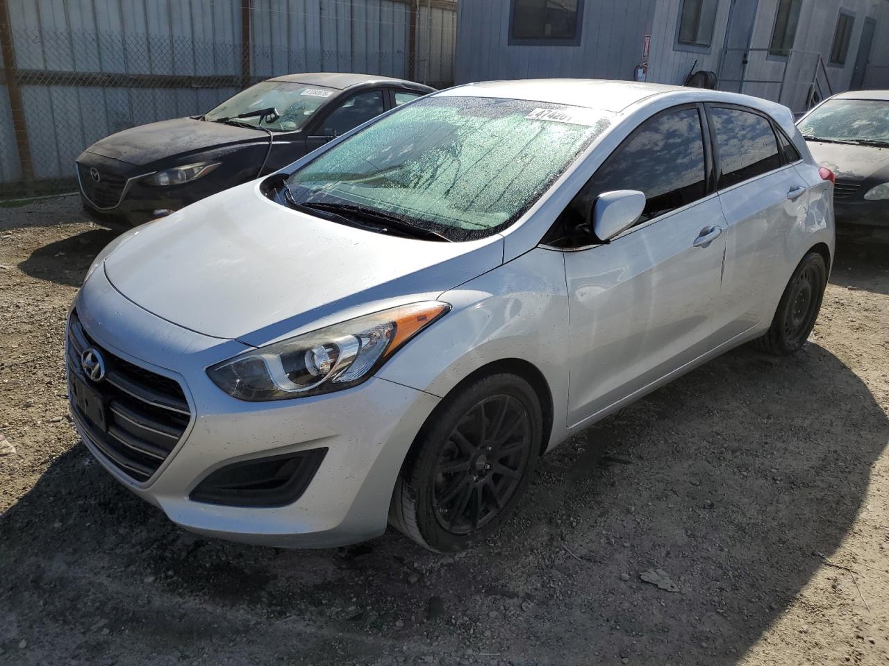 HYUNDAI ELANTRA GT 2017
