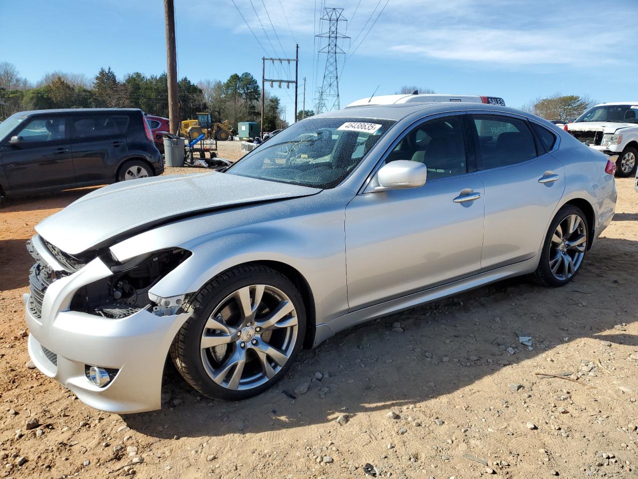 INFINITI M37 2013