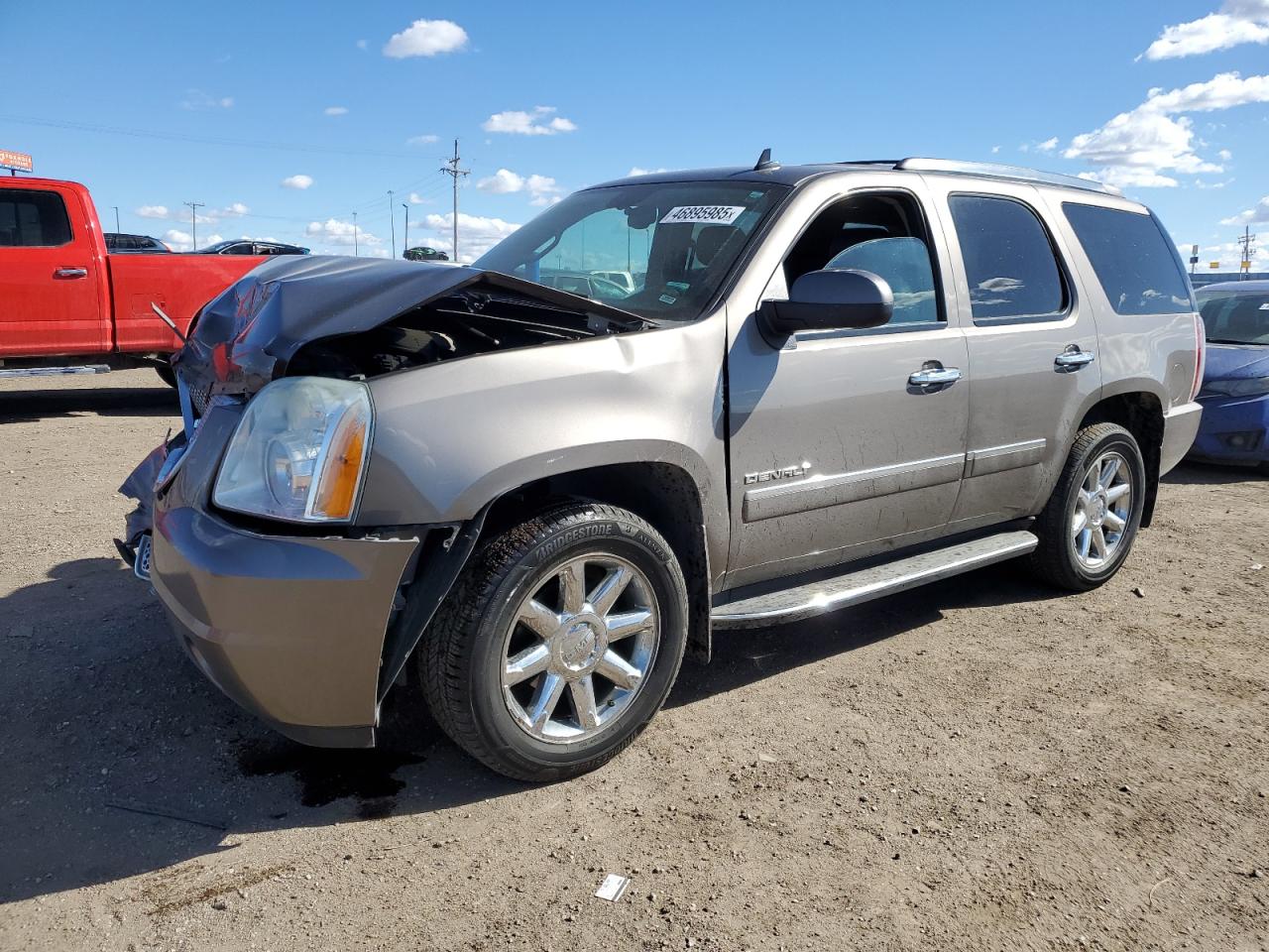 GMC YUKON DENA 2013
