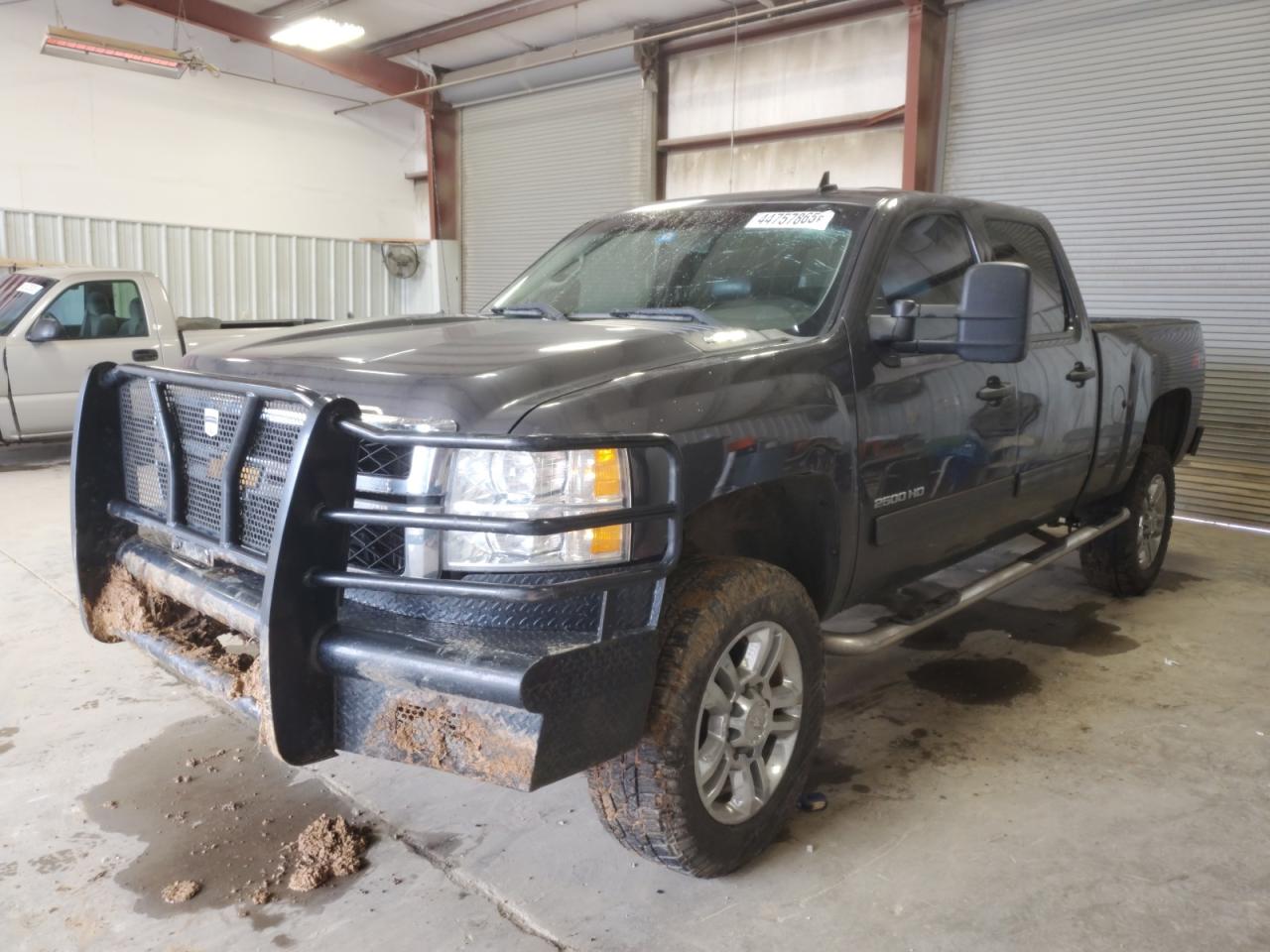 CHEVROLET SILVERADO 2011