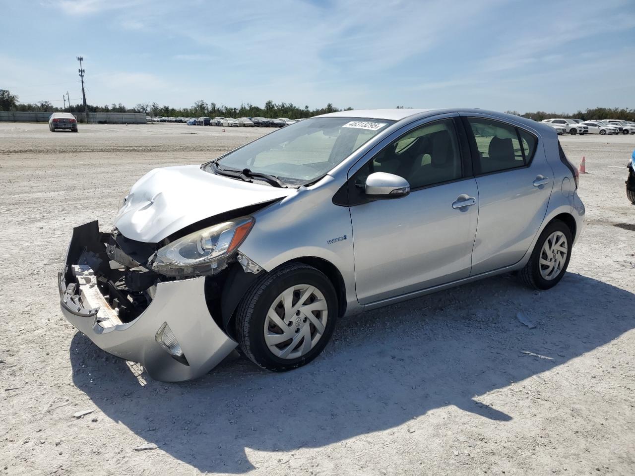 TOYOTA PRIUS C 2015