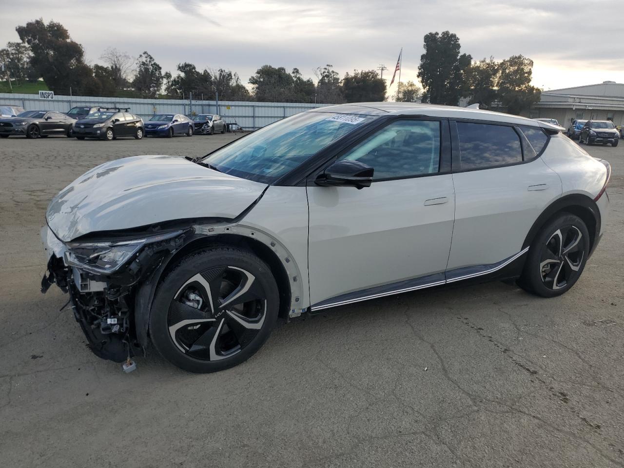 KIA EV6 LIGHT 2022