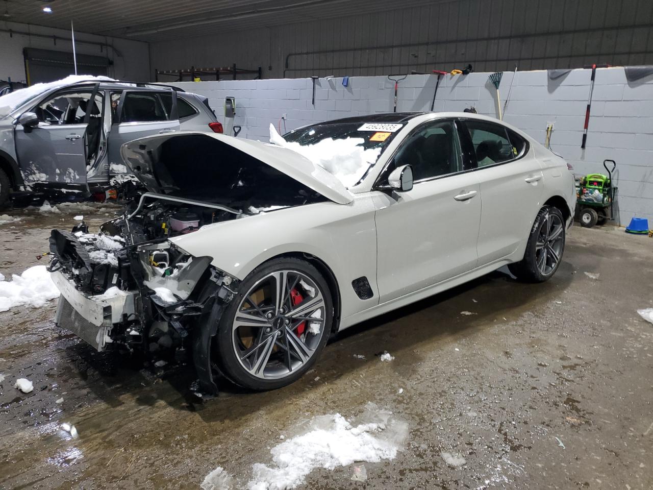 GENESIS G70 BASE 2025