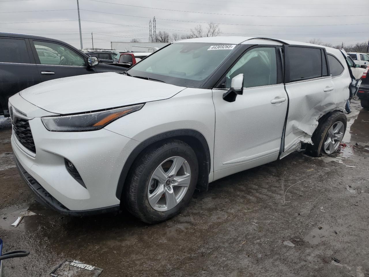 TOYOTA HIGHLANDER 2024