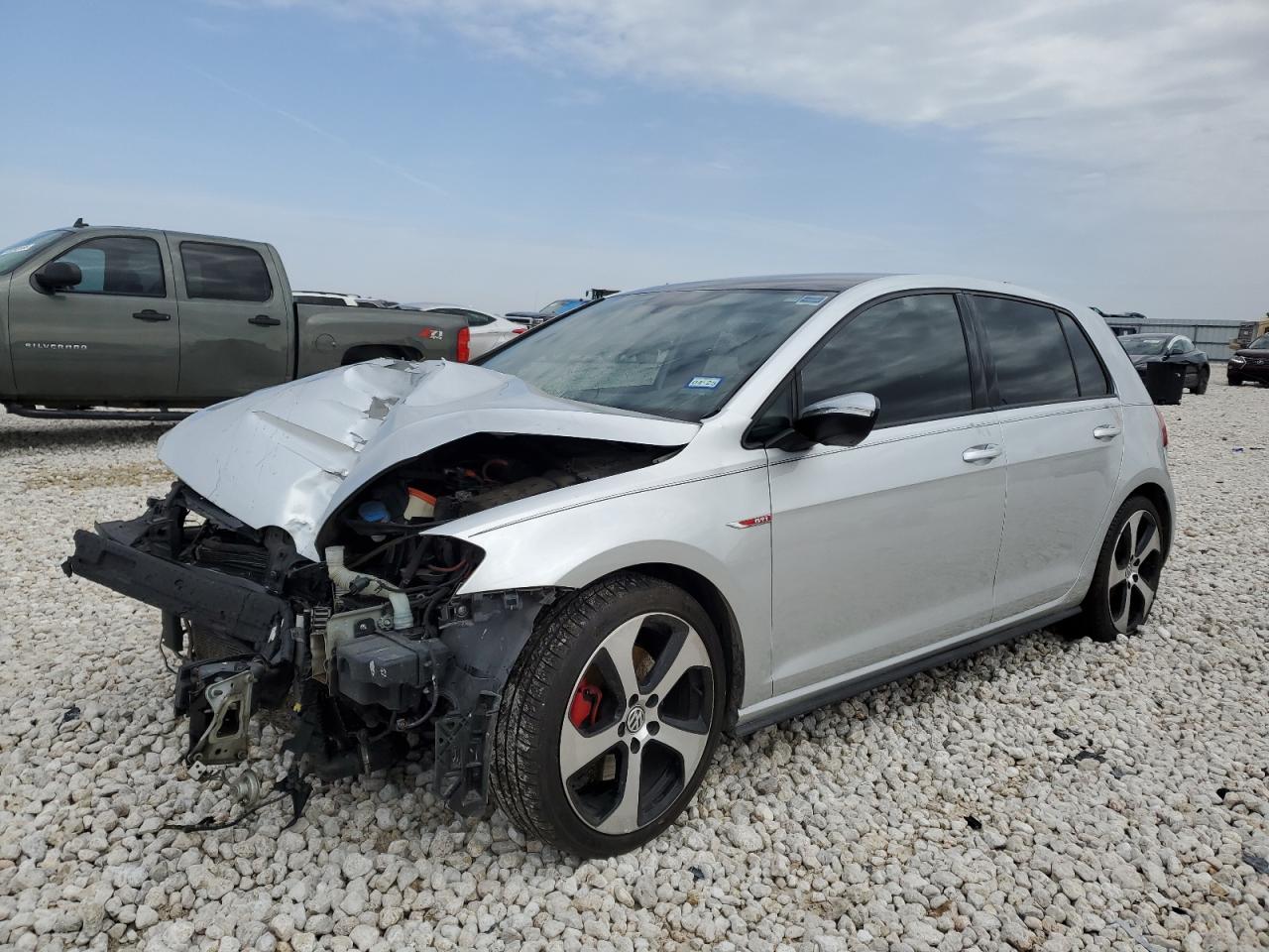 VOLKSWAGEN GTI 2015