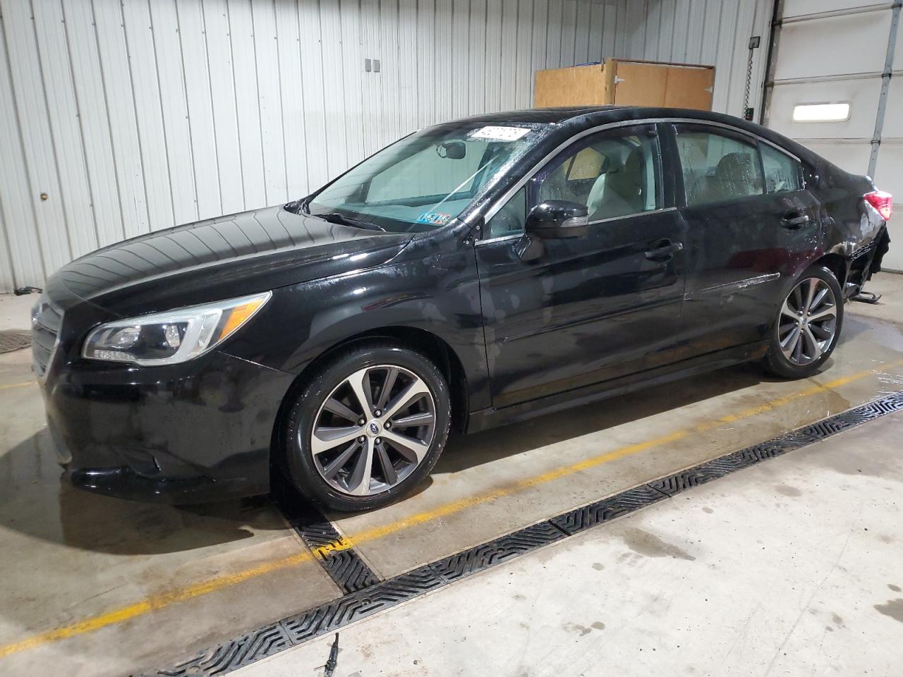 SUBARU LEGACY 2.5 2015
