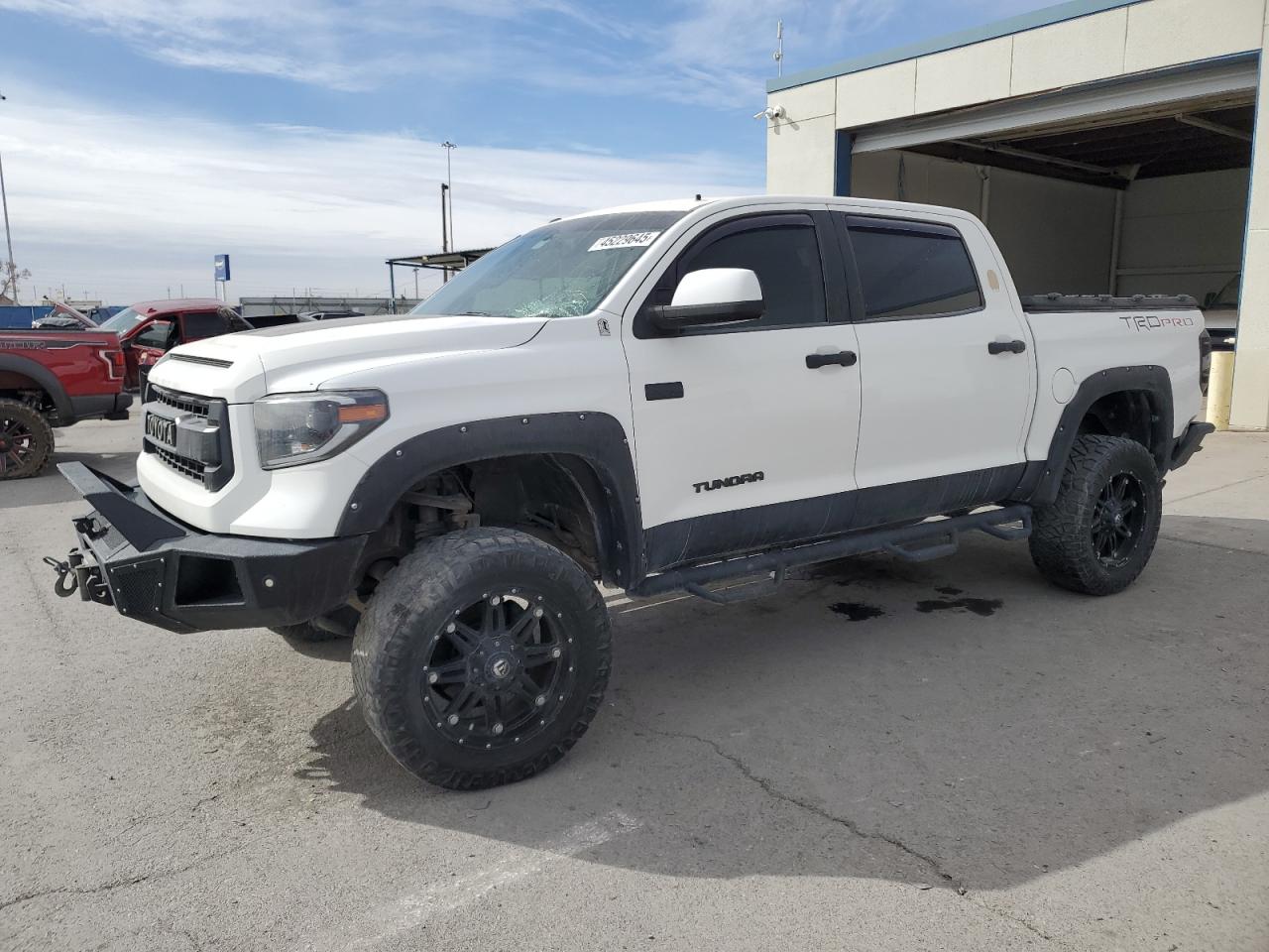 TOYOTA TUNDRA CRE 2015