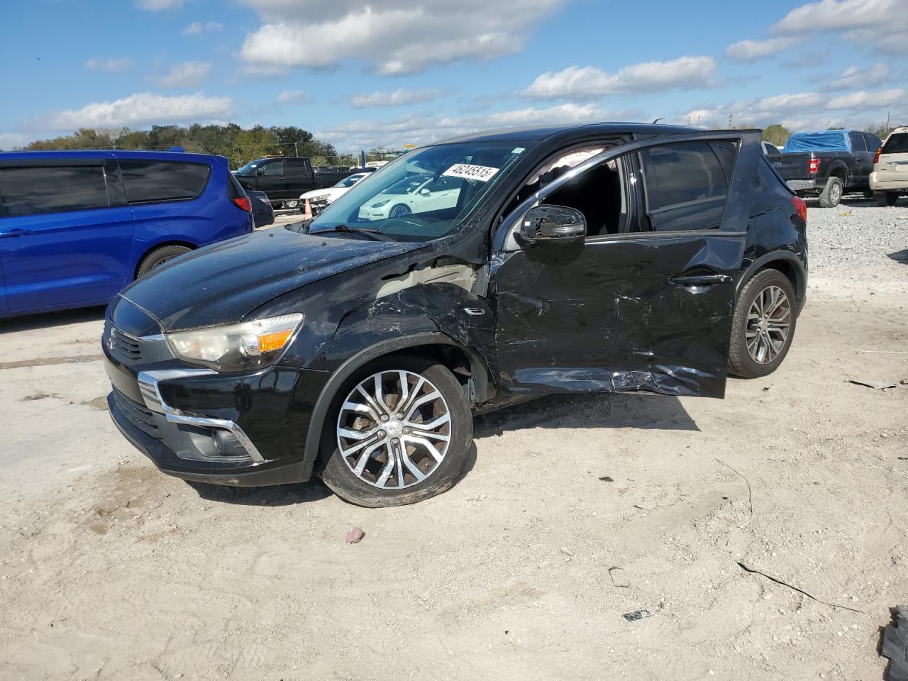MITSUBISHI OUTLANDER 2016