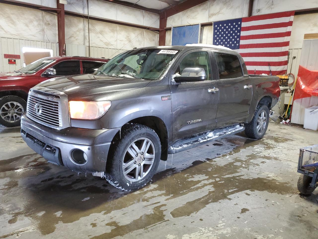 TOYOTA TUNDRA CRE 2013