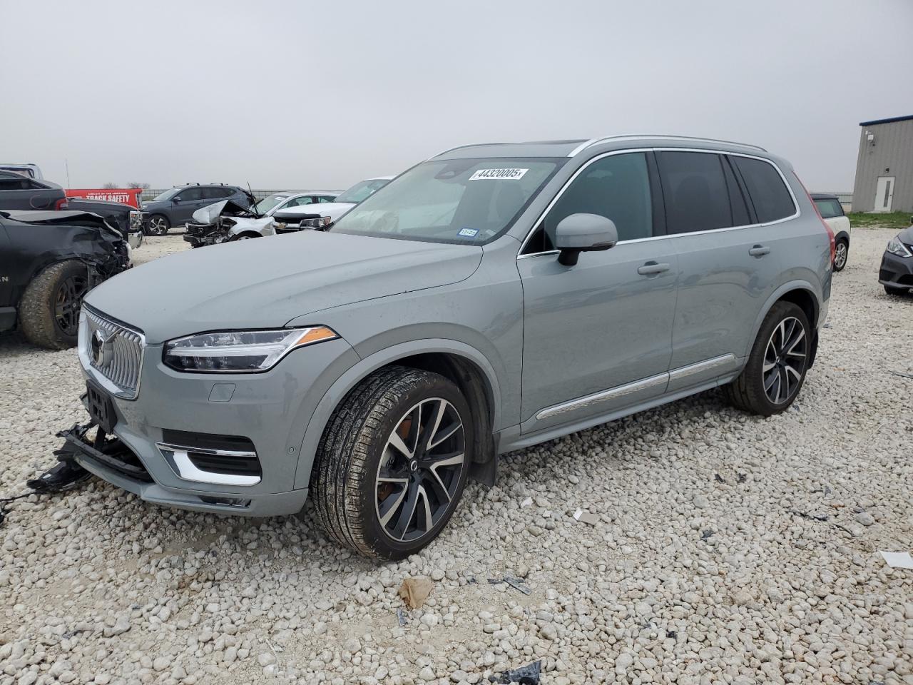 VOLVO XC90 PLUS 2024