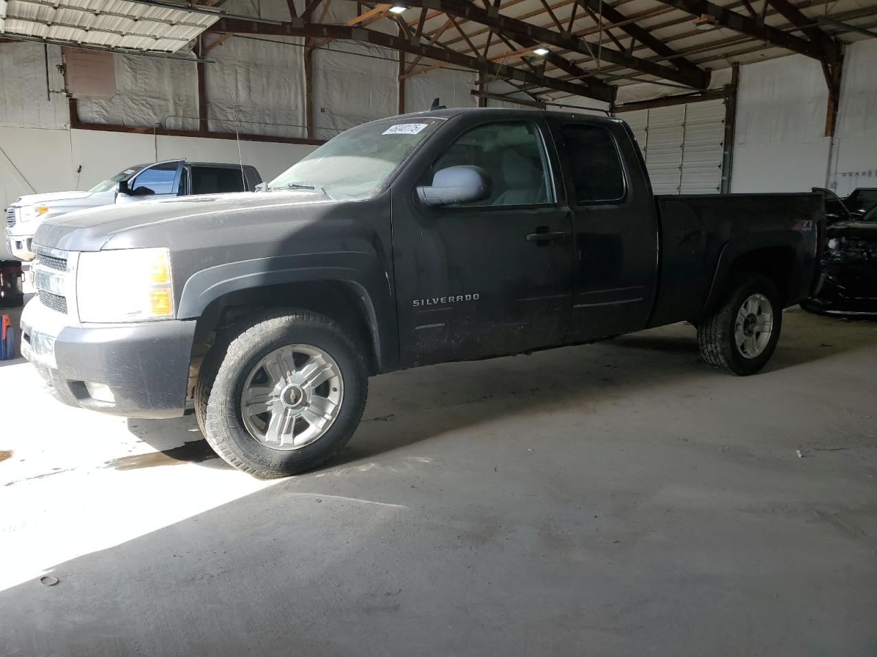 CHEVROLET SILVERADO 2011