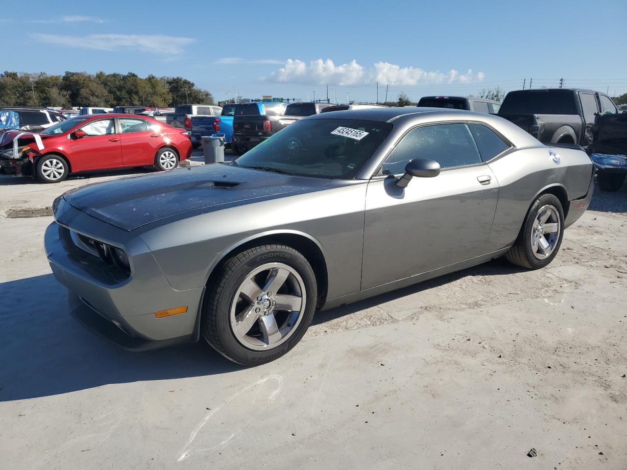 DODGE CHALLENGER 2011