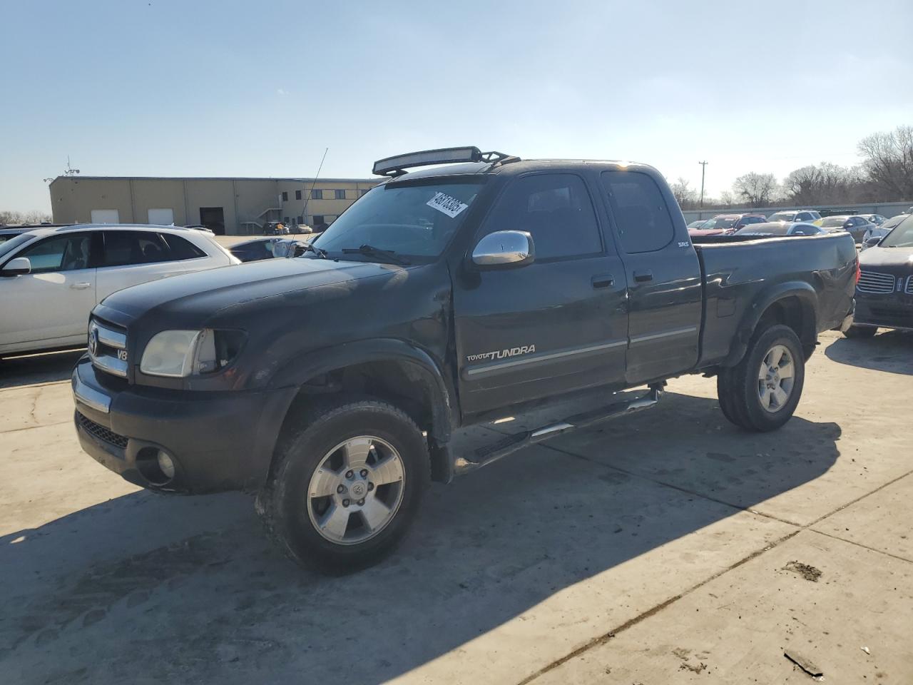 TOYOTA TUNDRA ACC 2005