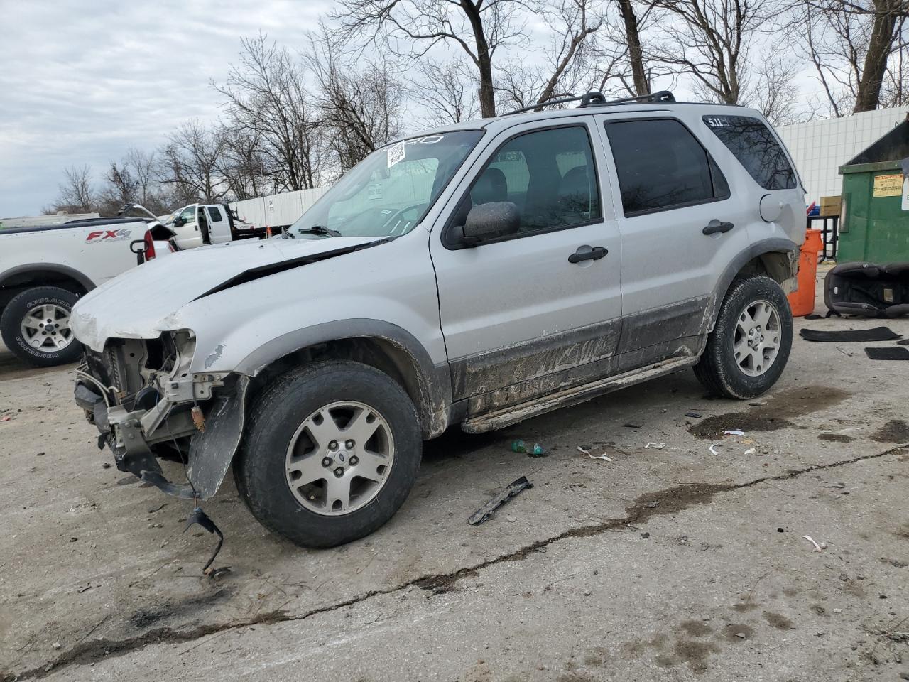 FORD ESCAPE XLT 2004