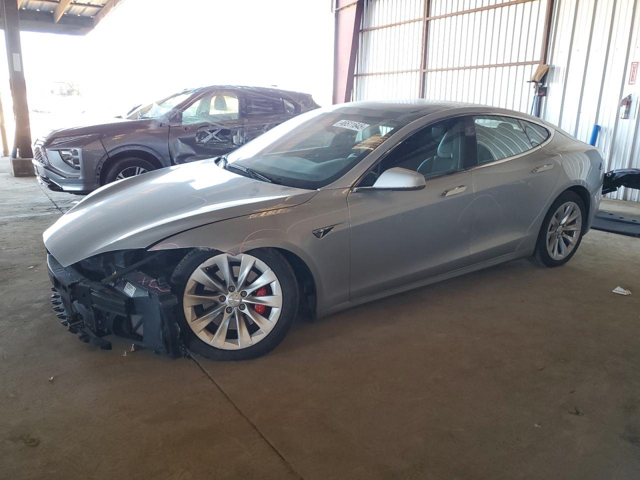 TESLA MODEL S 2016